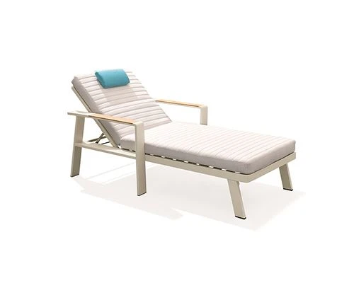 chaise lounge