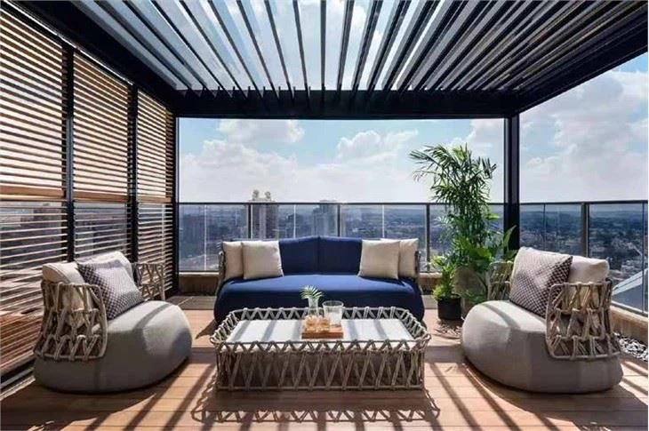 12x16 Louvered Pergola